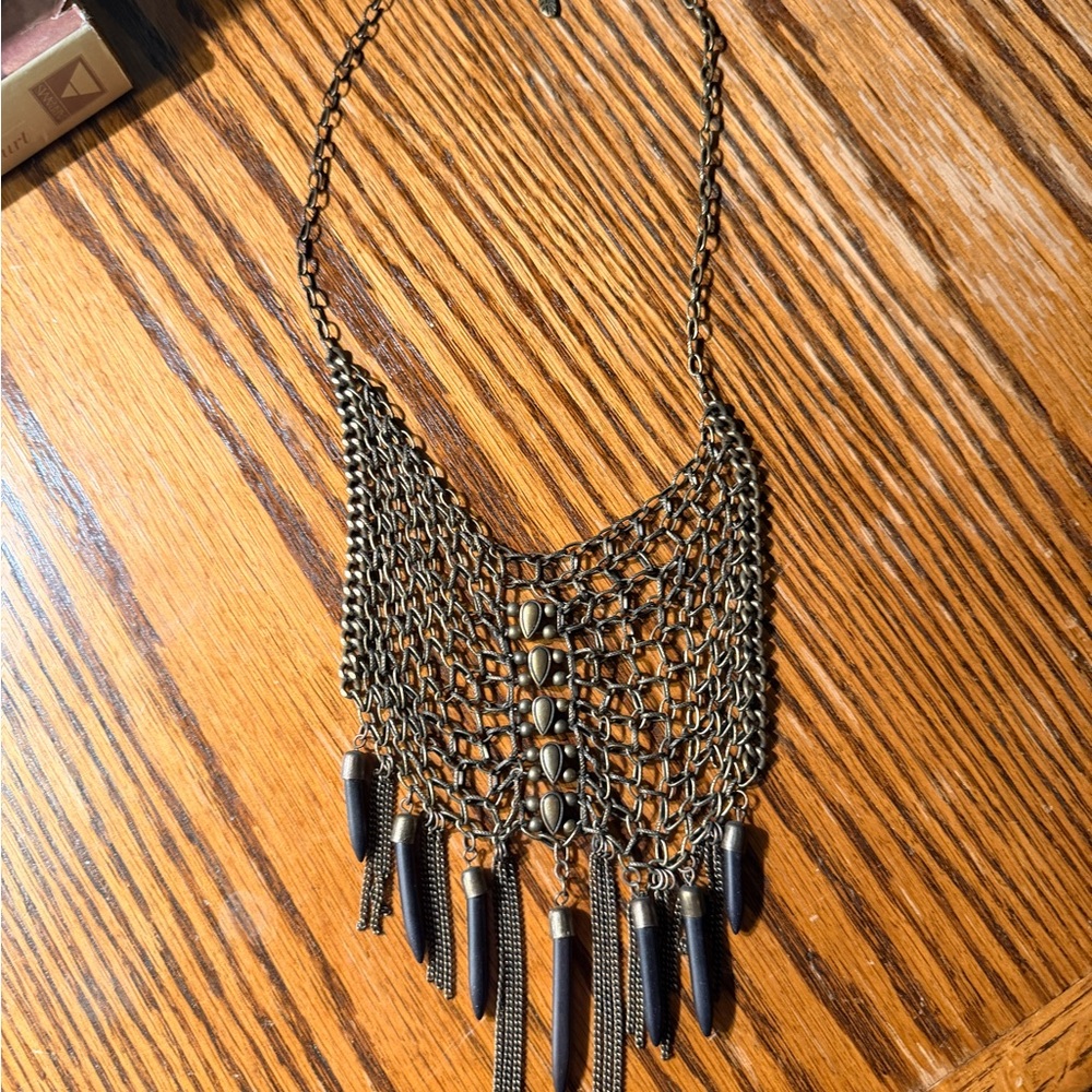 Elegant Obsidian and Brass Statement Necklace